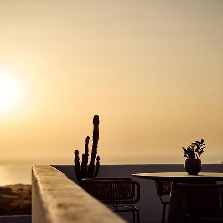 Lilium Homes Karterados (Santorini) Exterior foto